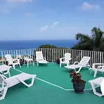 Mangowalk Manor