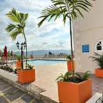 Falcon Views - Airport Transportation Available-Security-Gated