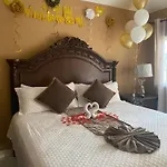 Vacation Getaway In Mango Walk Country Club