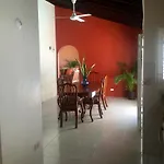 La Casa Feliz