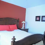 Country Club Mangowalk Townhouse