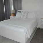 Sunset Arms Apartments