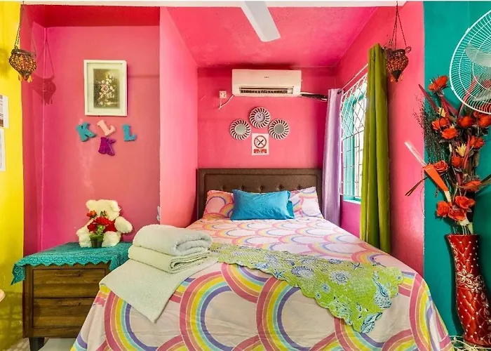 Colorful Private Room Oasis