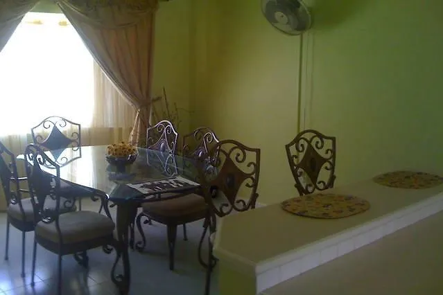 Rush Bond Villa