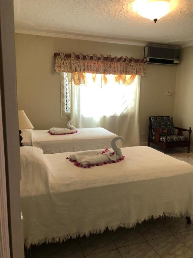 Hunters Guest house