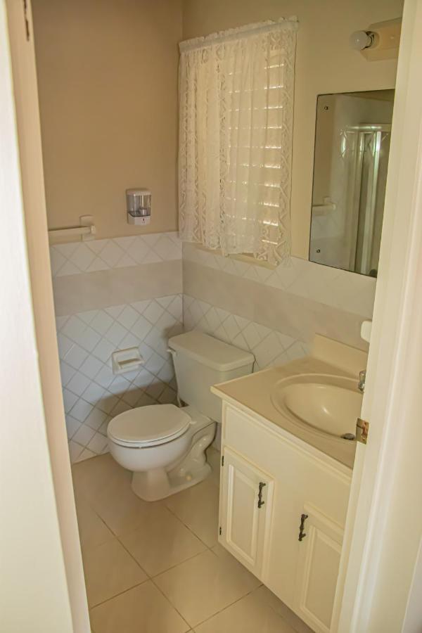 Casa de hóspedes The Whytehouse Montego Bay