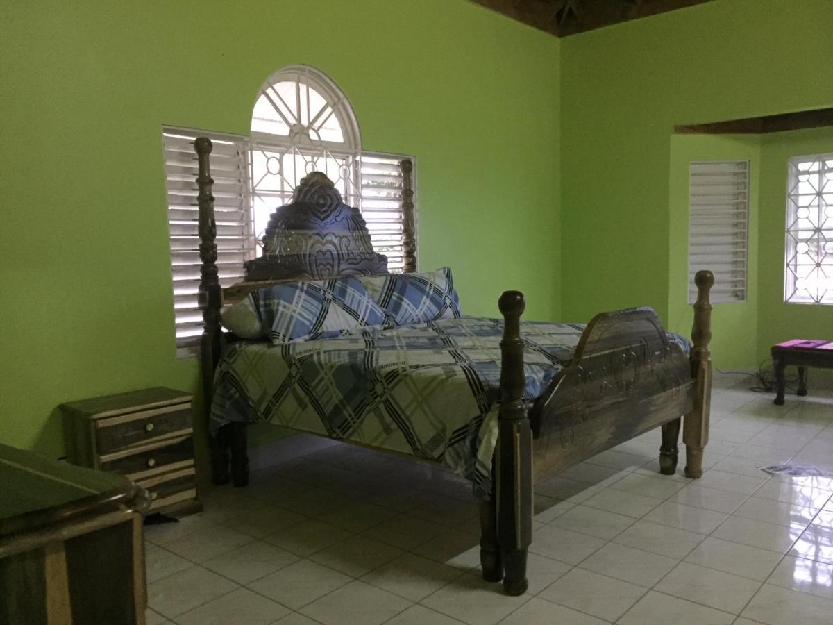 Guest house Mango Walk *