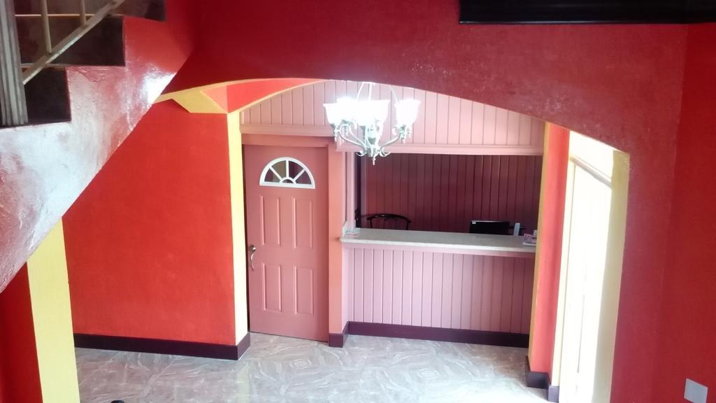 Tropik Leadonna Hotel