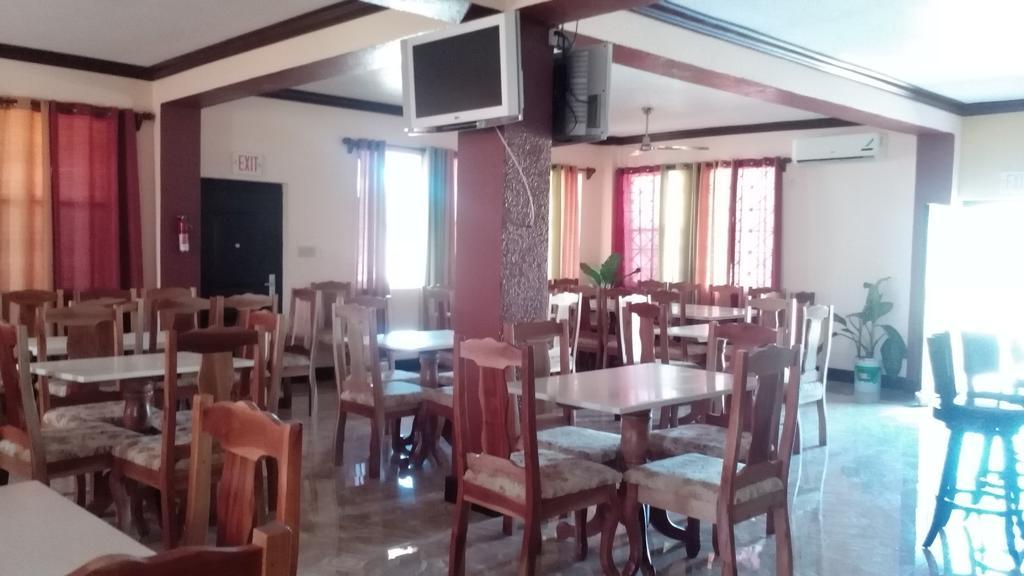 Hotel Tropik Leadonna