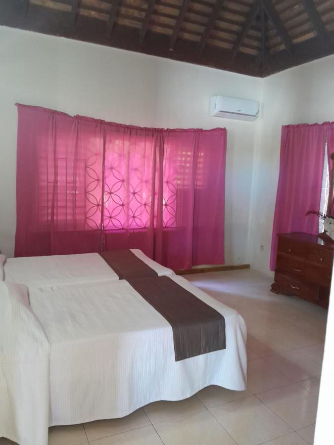 Chinnor-kent Ave * Montego Bay