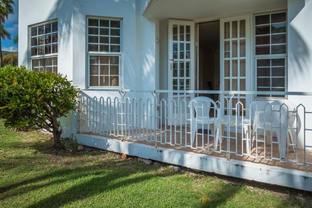 Cozy W/ocean View, Pool & Access Apartment