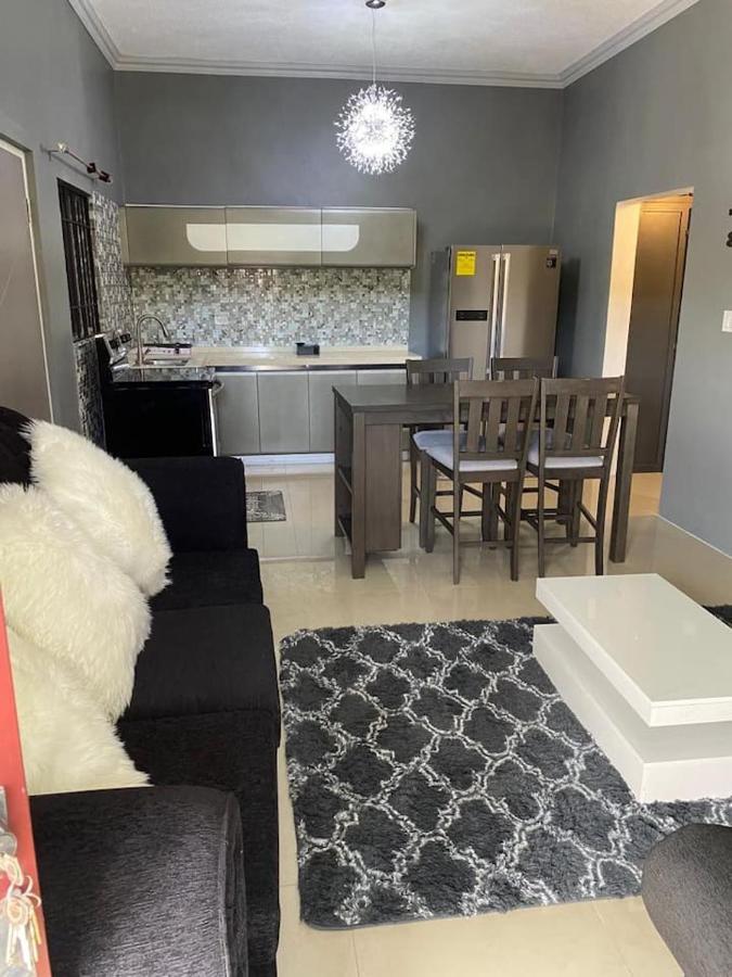 West Gates Get Away Apartamento *