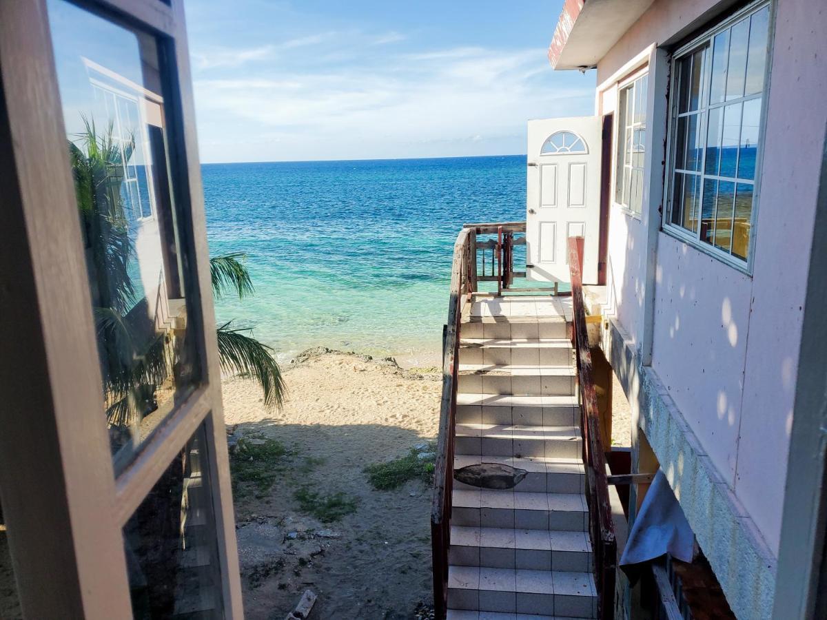 Evelin's On The Hotel Montego Bay