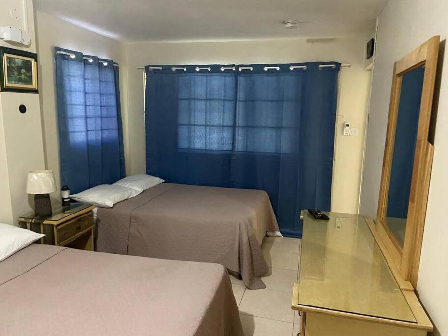 1 Bdr #3 At Ramparts Near Sangster Airport * Montego Bay