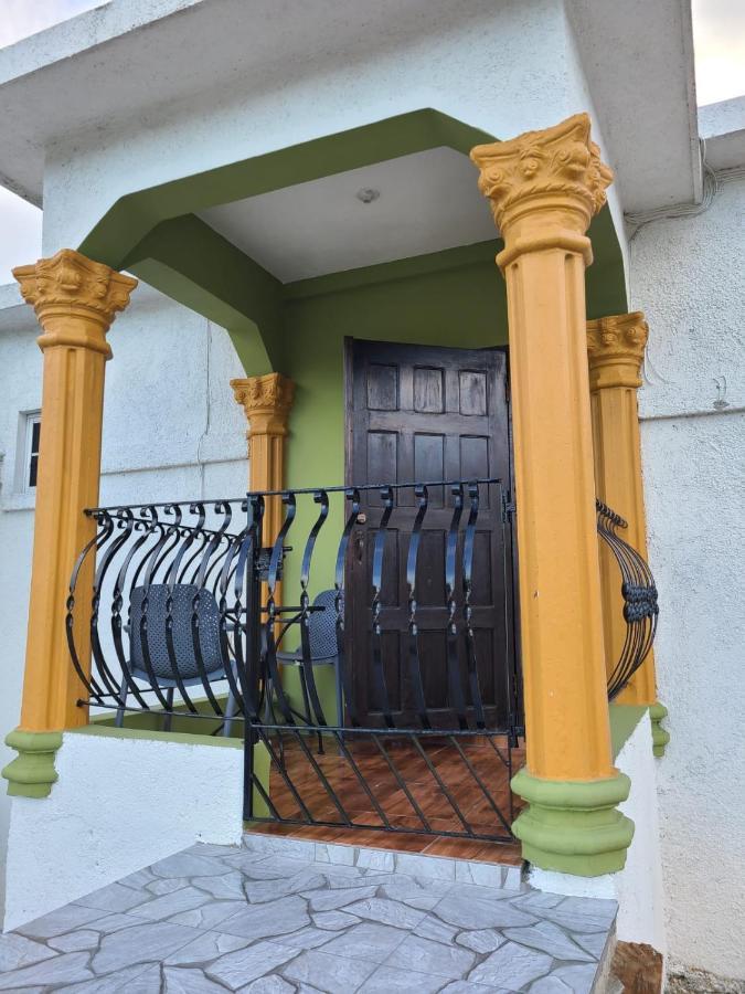 Herridge Manor Montego Bay
