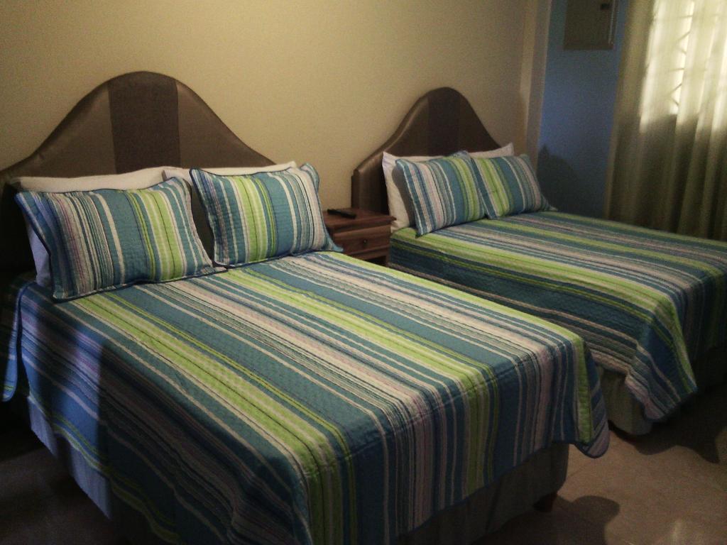 Hotel Tropik Leadonna