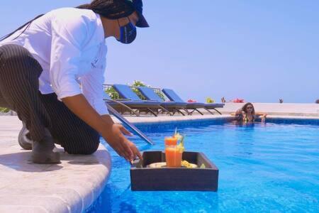 Hospitality Expert Nianna Eden - 7br Pools