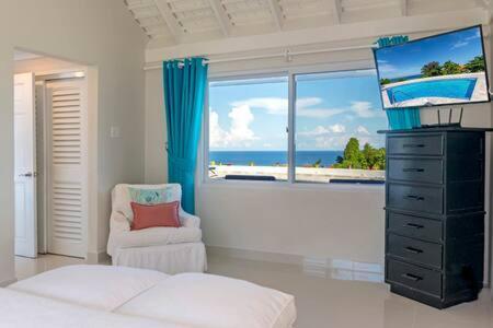 Hospitality Expert Nianna Eden - 7br Pools * Montego Bay