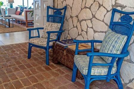 Hospitality Expert Nianna Eden - 7br Pools * Montego Bay