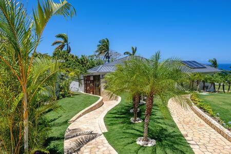 Hospitality Expert Eden Luxe 1 Pool Chef Pousada