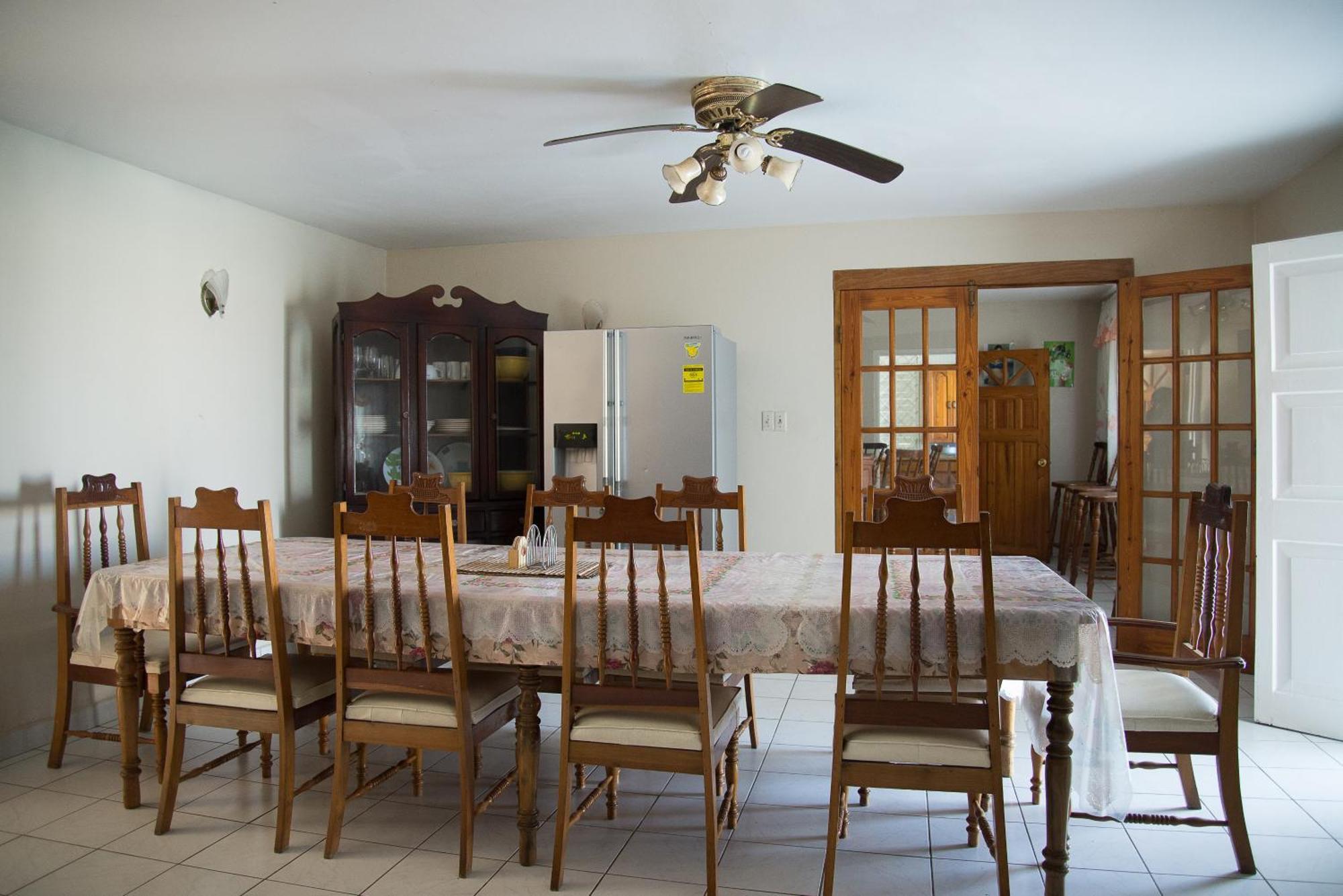 Acomodação com café da manhã  Villa Donna Inn 2*