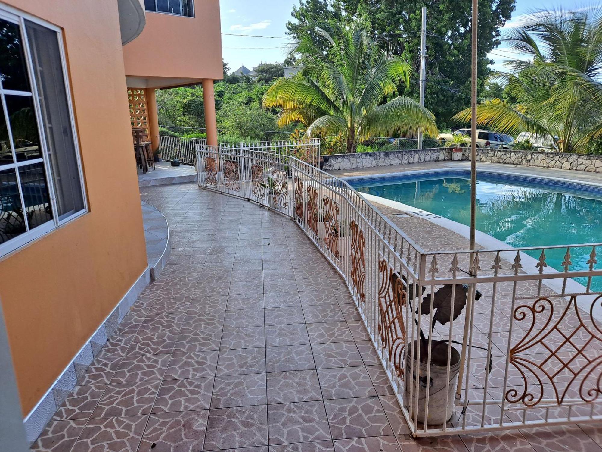 Chaudhry House * Montego Bay
