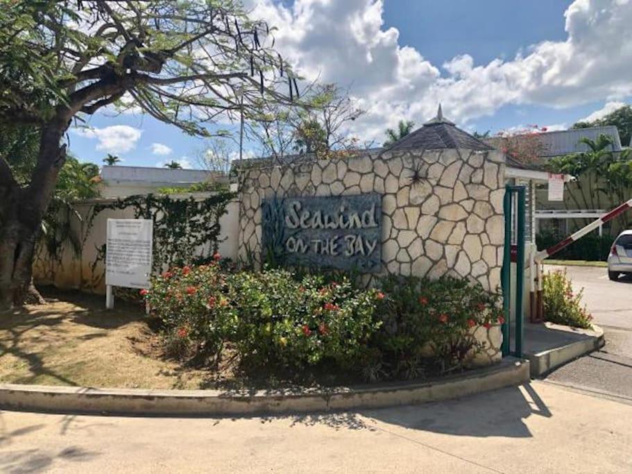 D'escape At Seawind On The Bay