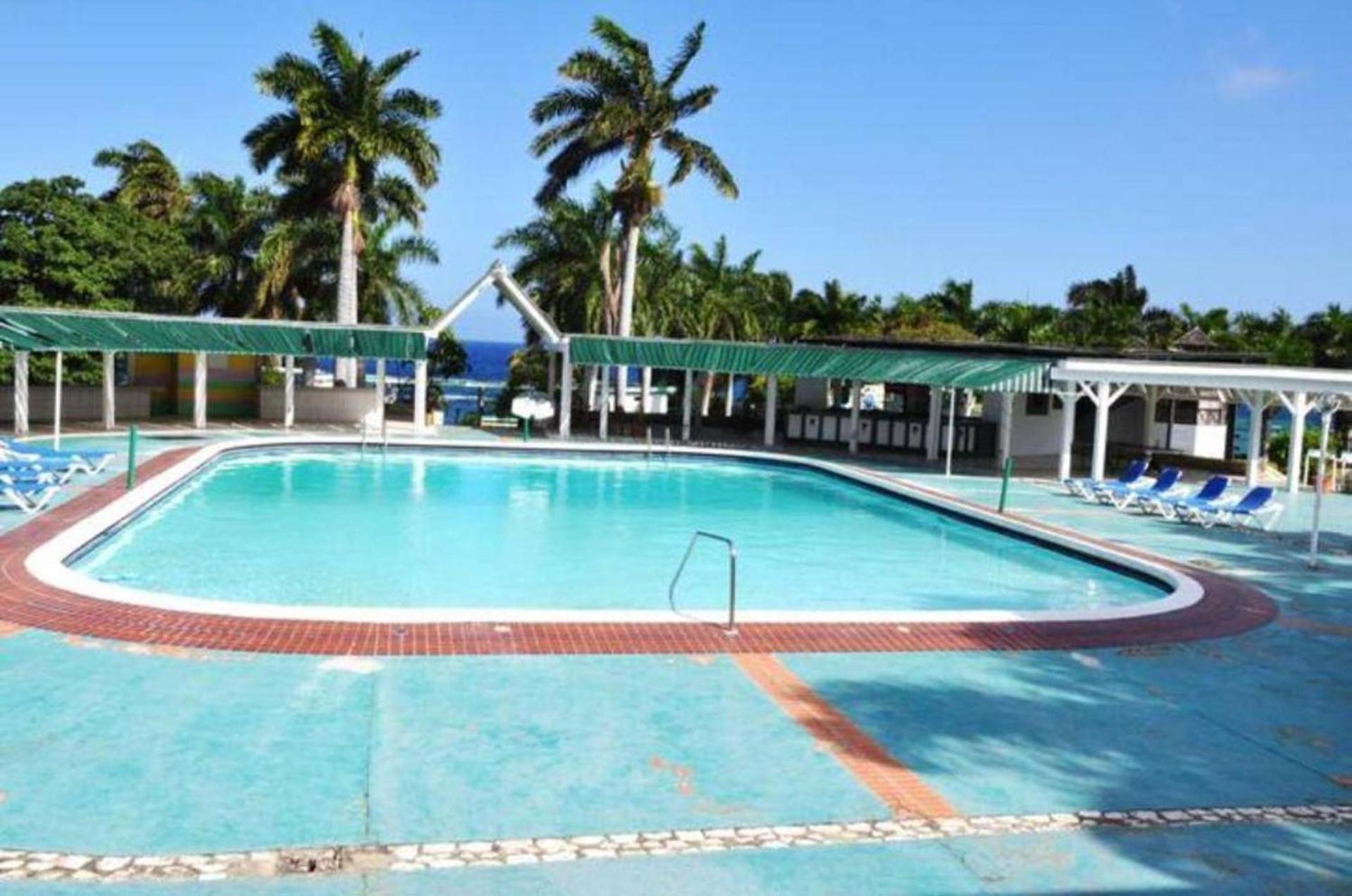 Oceanview - Ja Pool Bar Apartment Montego Bay