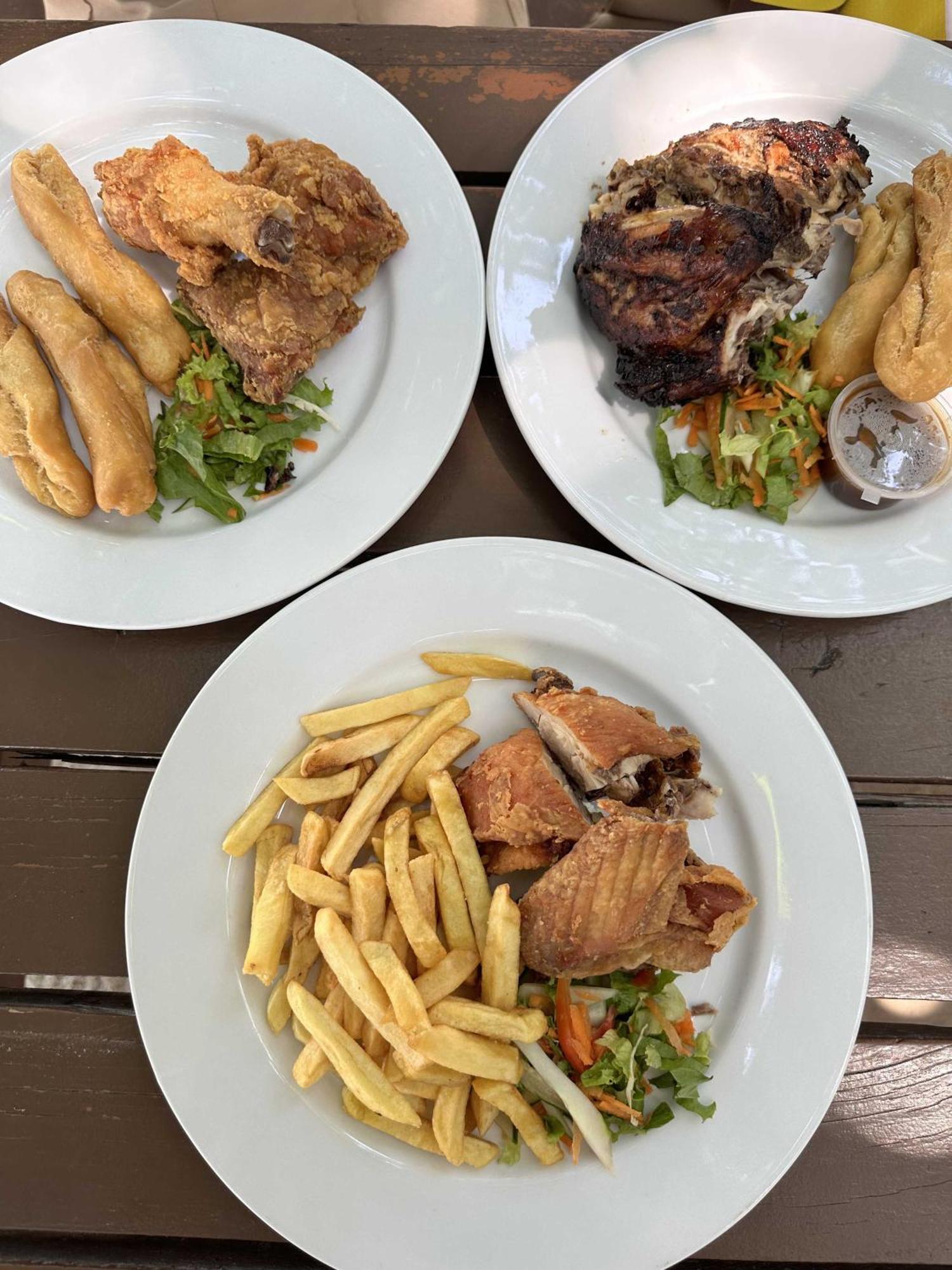 Hospitality Expert Bts 7 - Pool & Bar Montego Bay