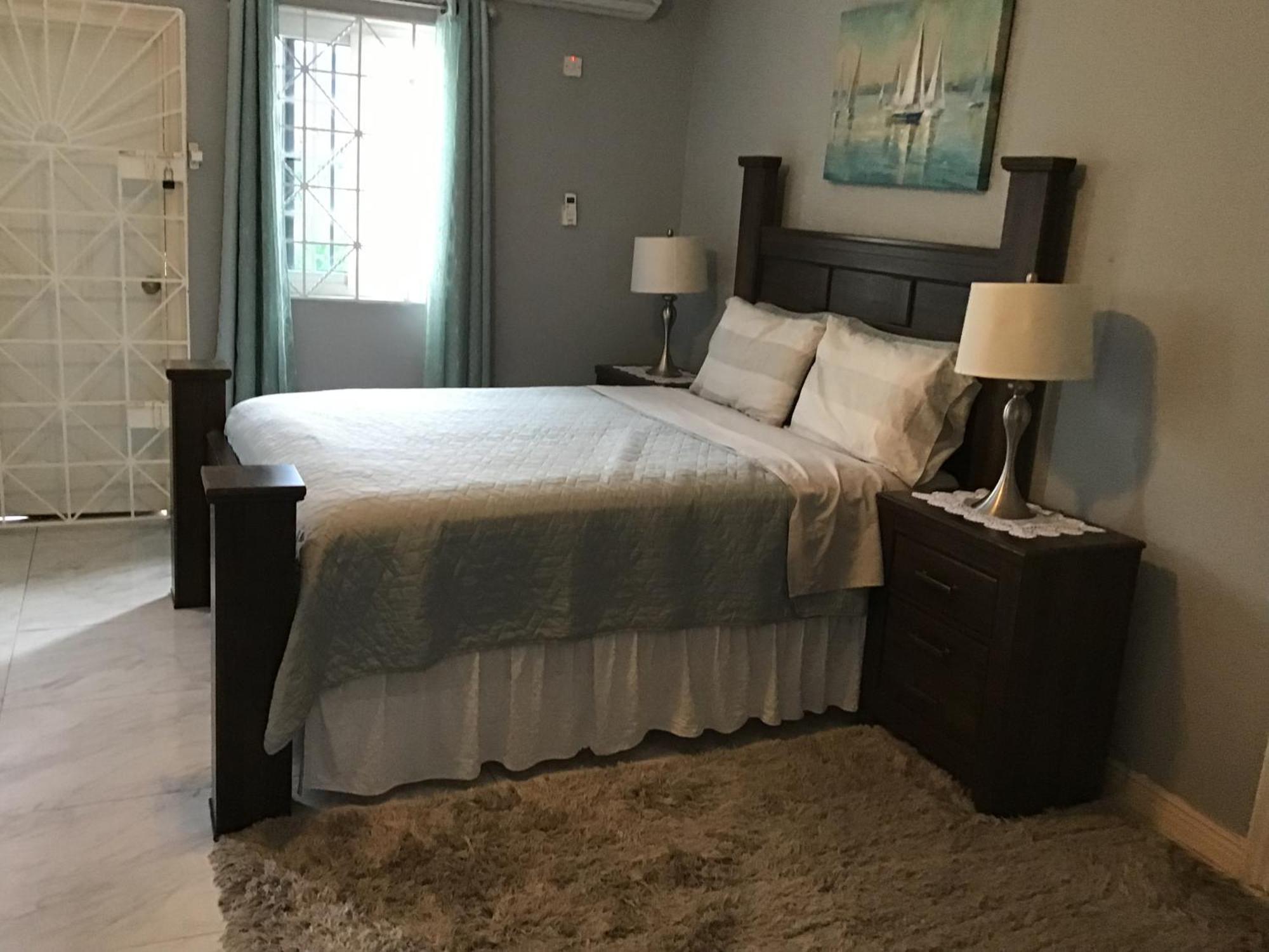 Apartment Hills Royale -ironshore Montego Bay