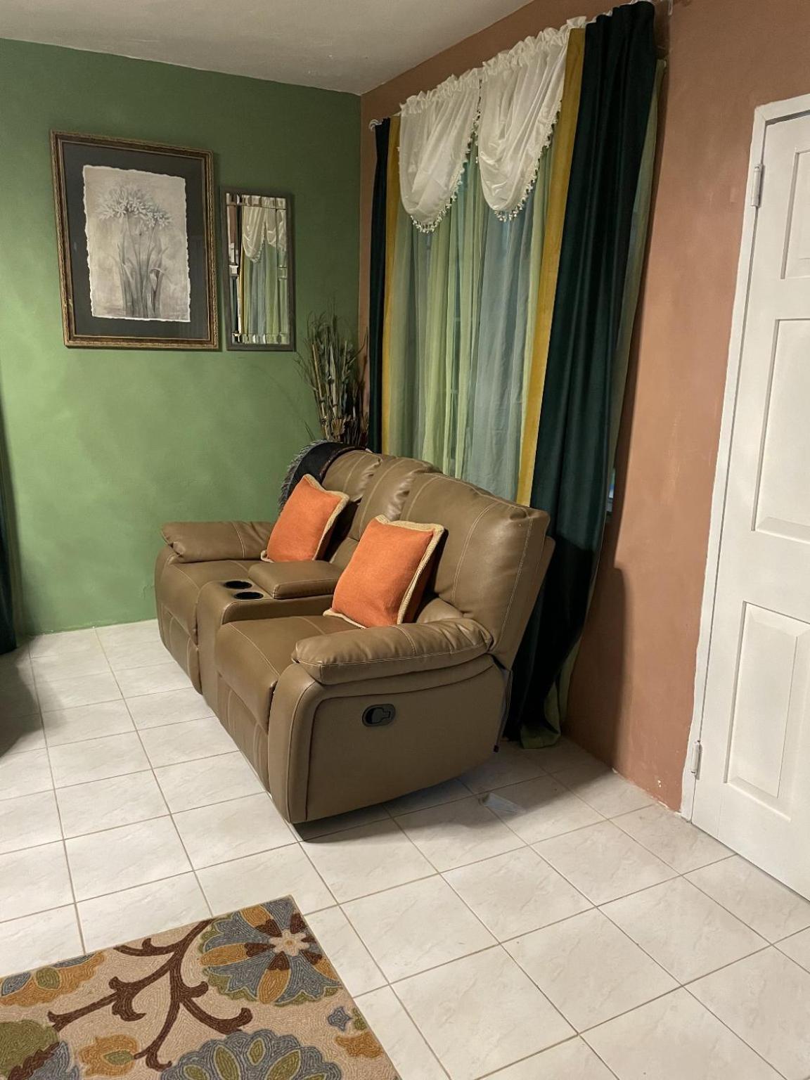 Jade Coast Getaway Near Guest house