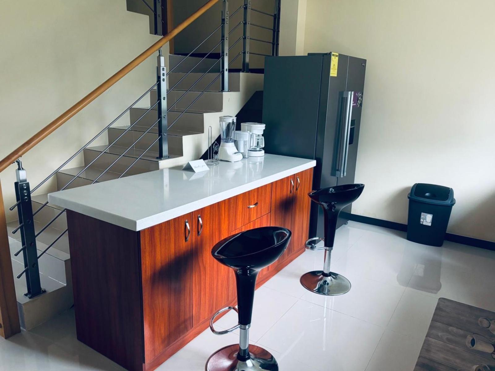 Tropical Townhouse Getaway * Montego Bay