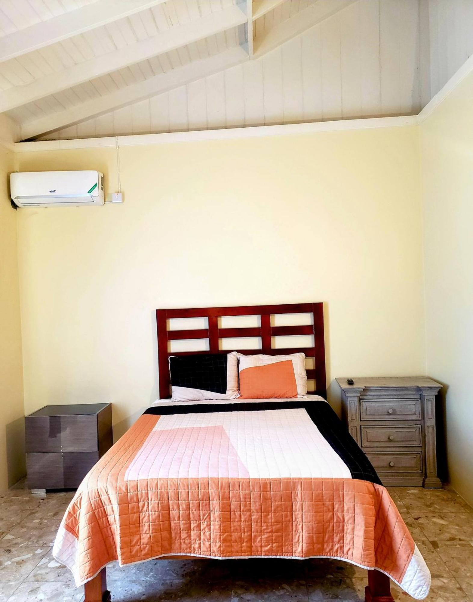 Comfy Montego Bay