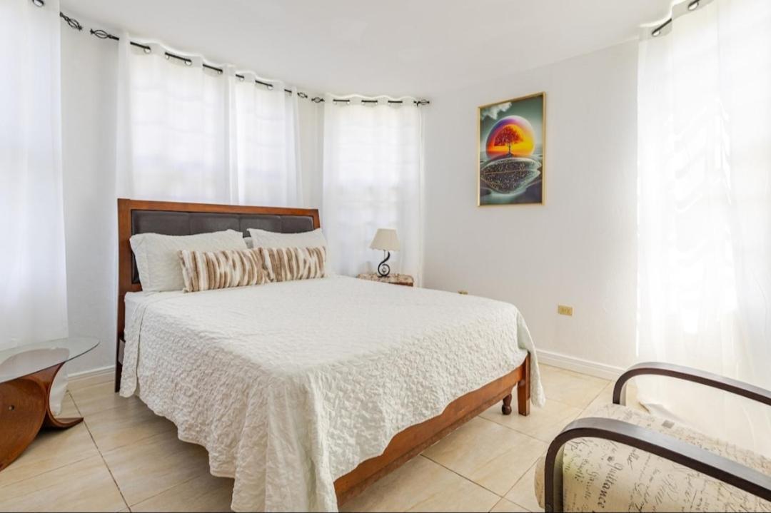 Cozy W/ocean View, Pool & Access Apartment Montego Bay
