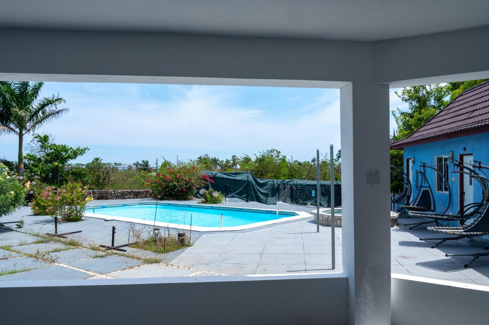 Guest house The Carhampton Montego Bay