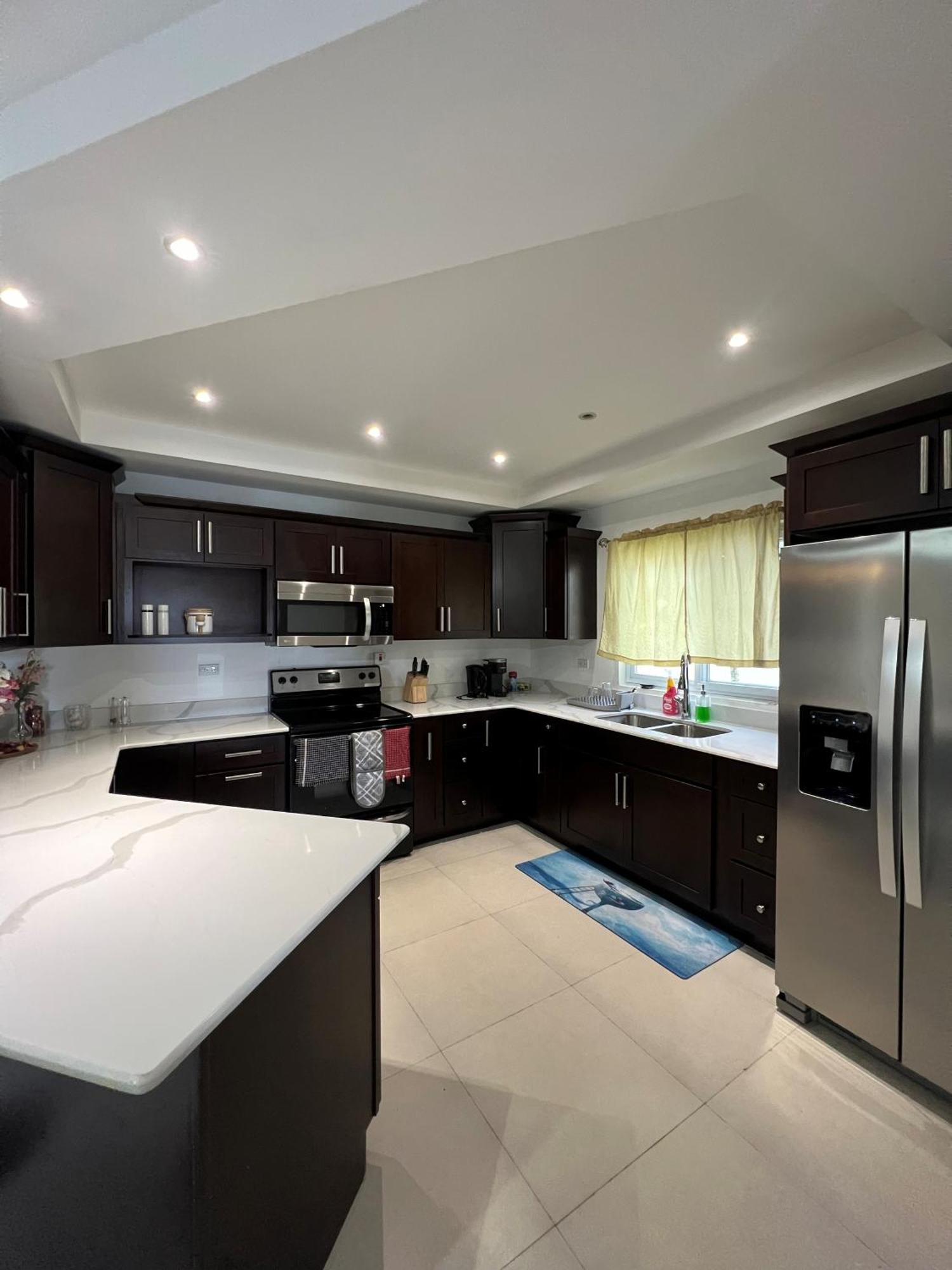 Azalia Palms New Oceanview