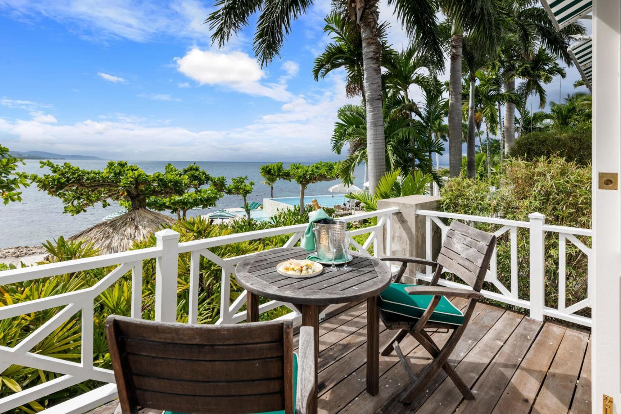 Resort Round Hill & 5*
