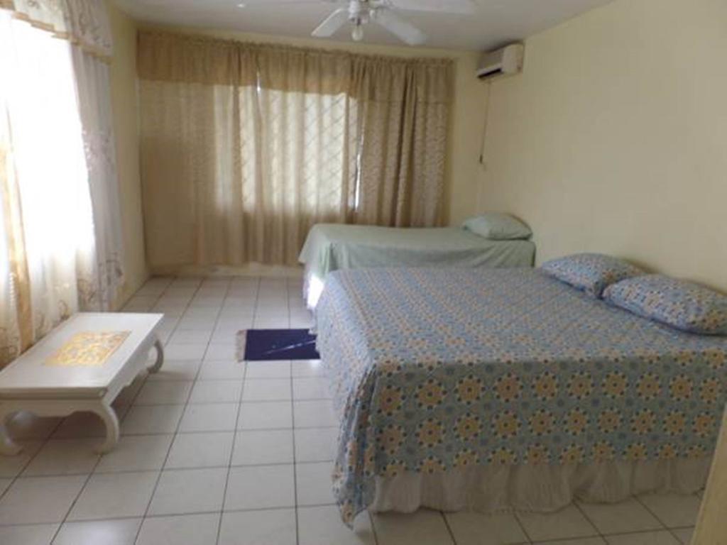 Acomodação com café da manhã  Villa Donna Inn