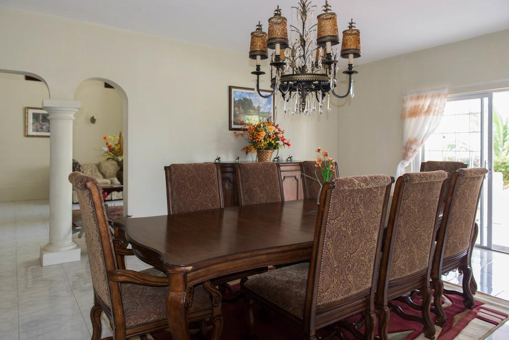 Pousada The Royal Kensington 4 Montego Bay