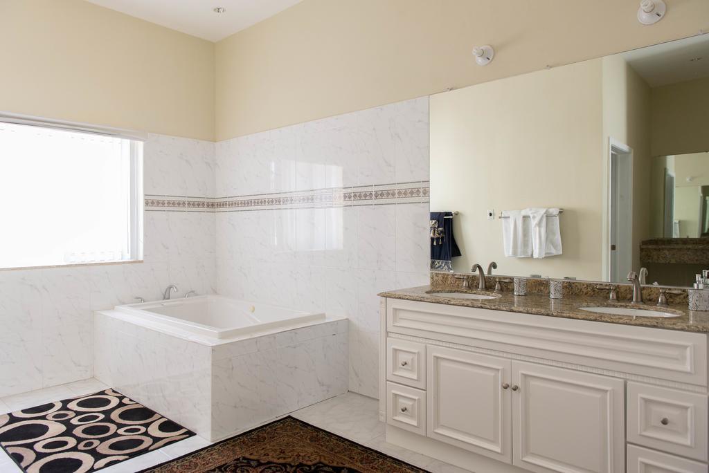 Pousada The Royal Kensington 4 Montego Bay
