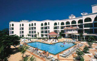 Breezes Hotel