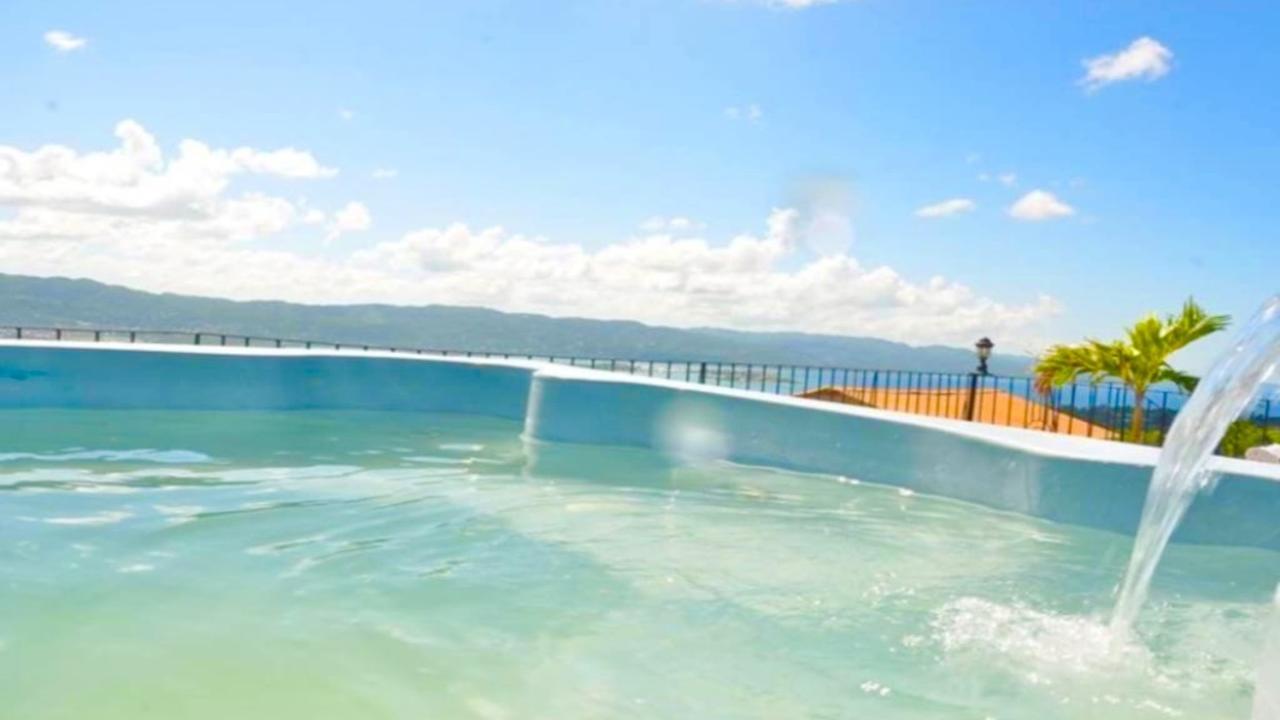 Villa Sea Breeze
