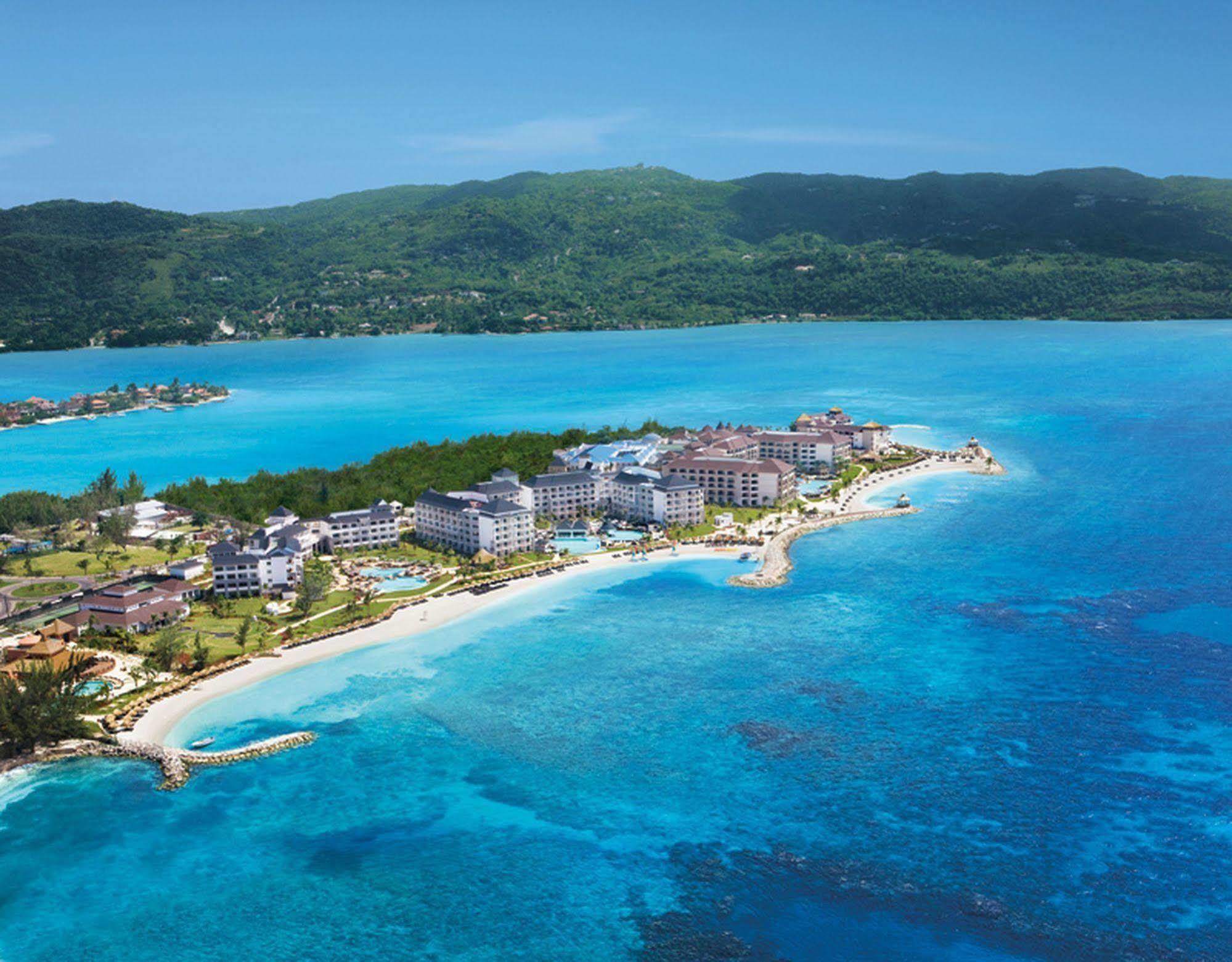 Resort Secrets St Adults Only