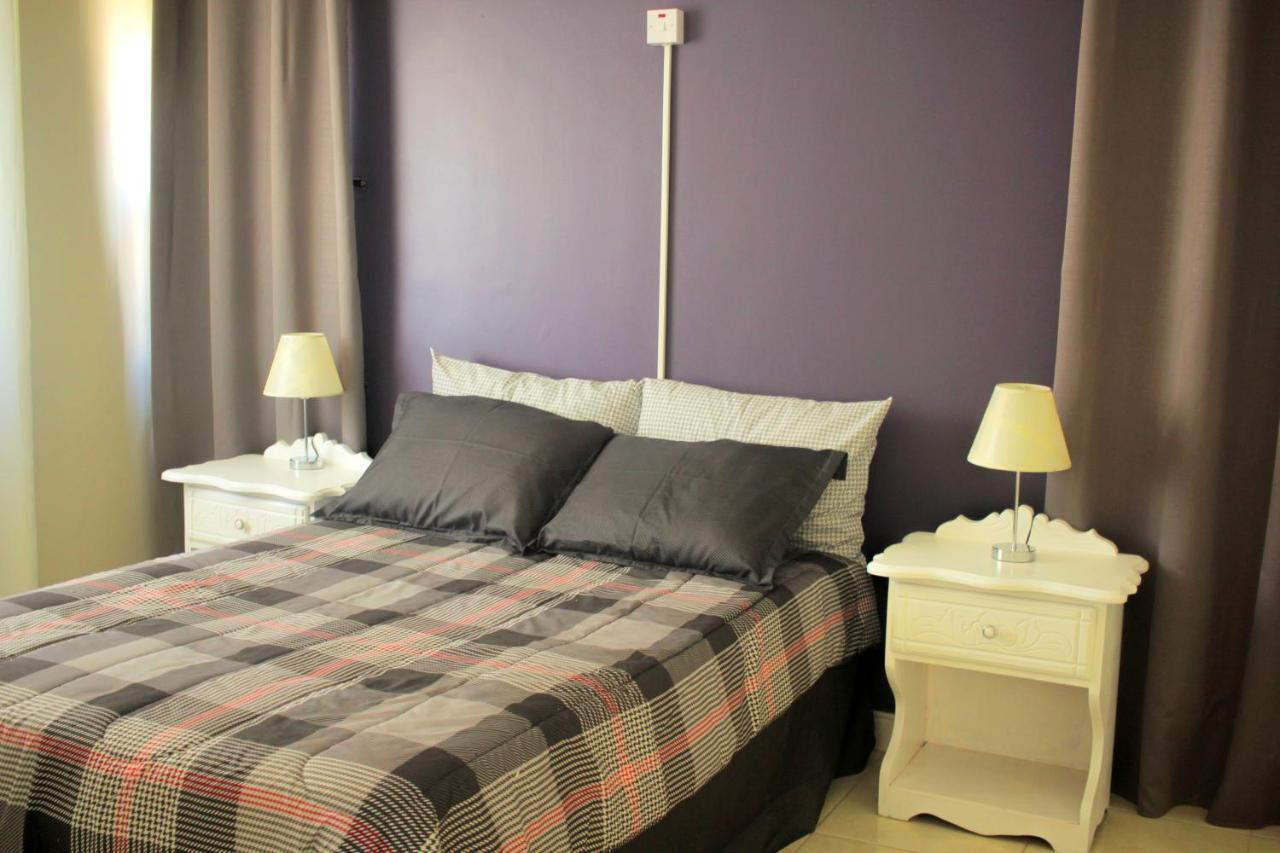 256 Jamaica * Montego Bay
