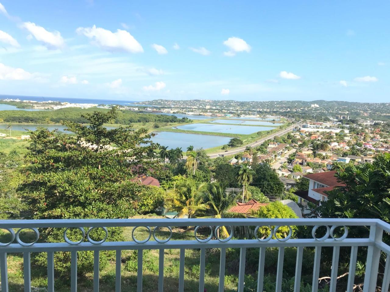 2 Bedrooms Panoramic Seaview With Pool Apartment