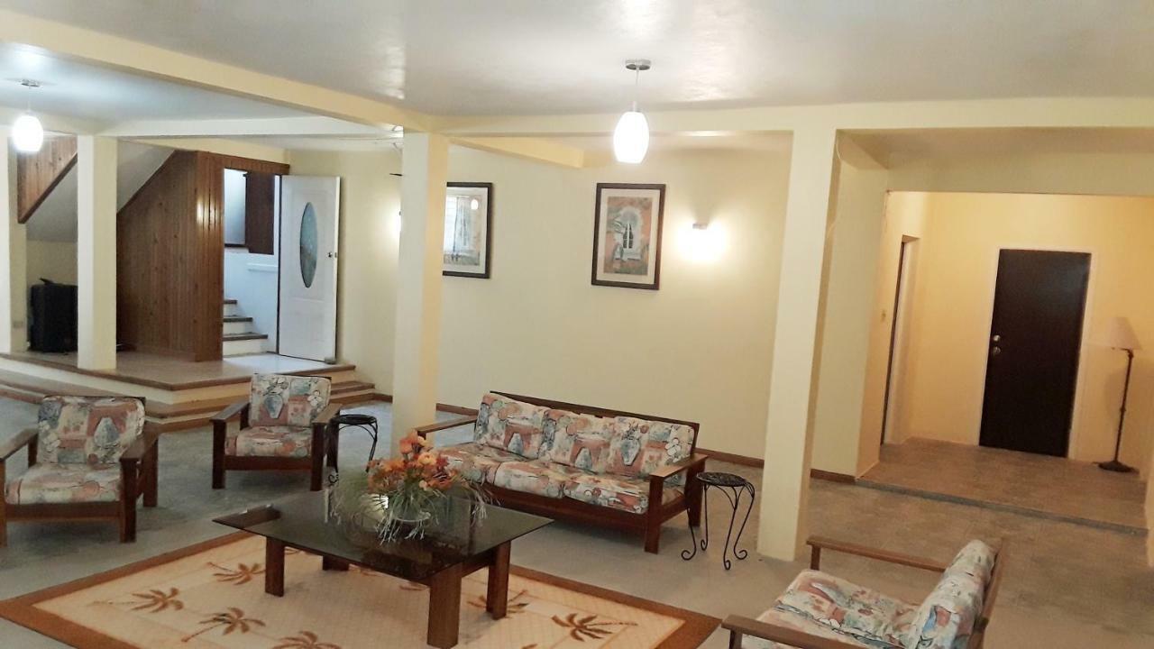 Acomodação com café da manhã  Your Private Getaway On The Hill
