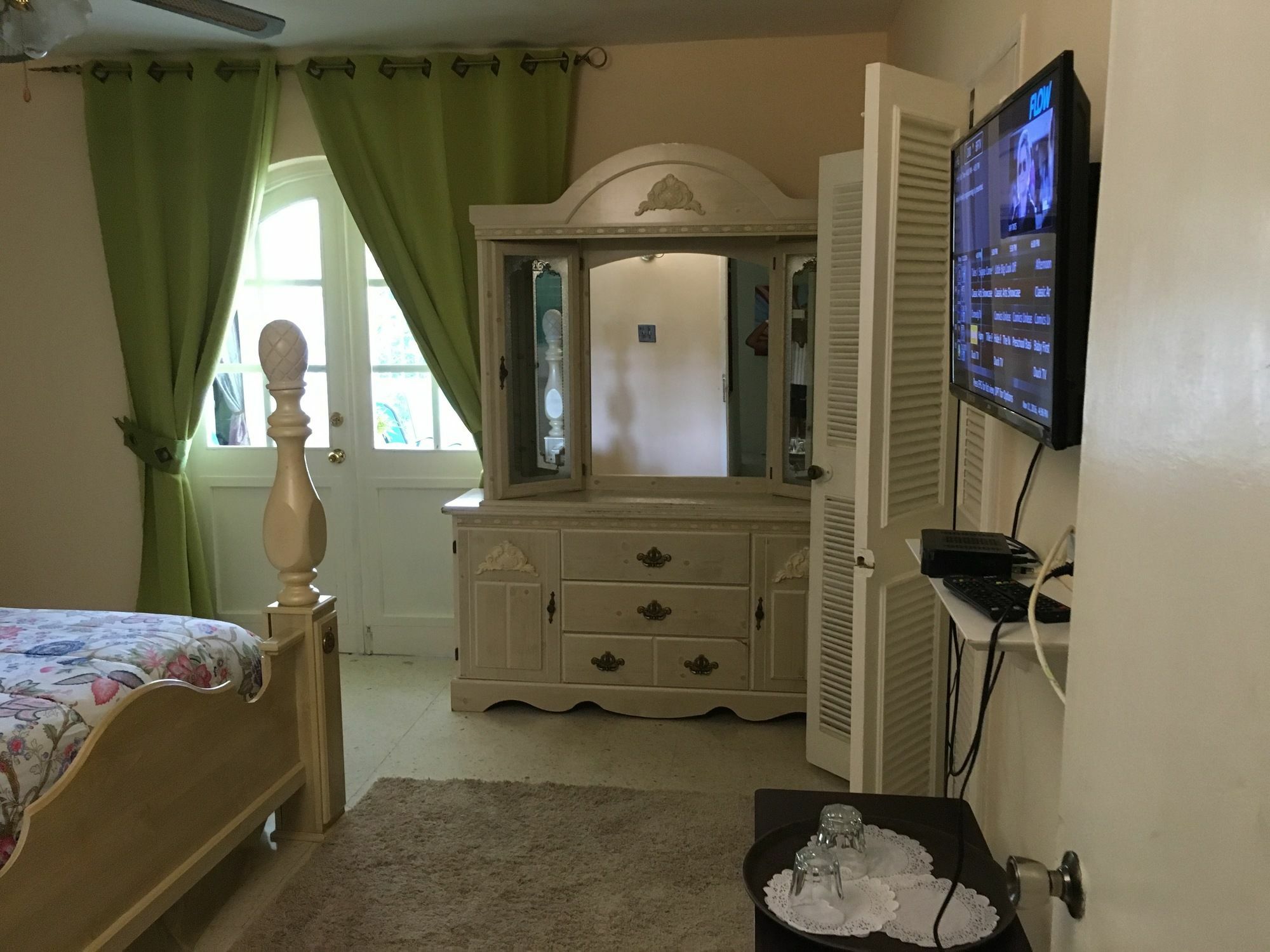 Jamaica Rose Hotel