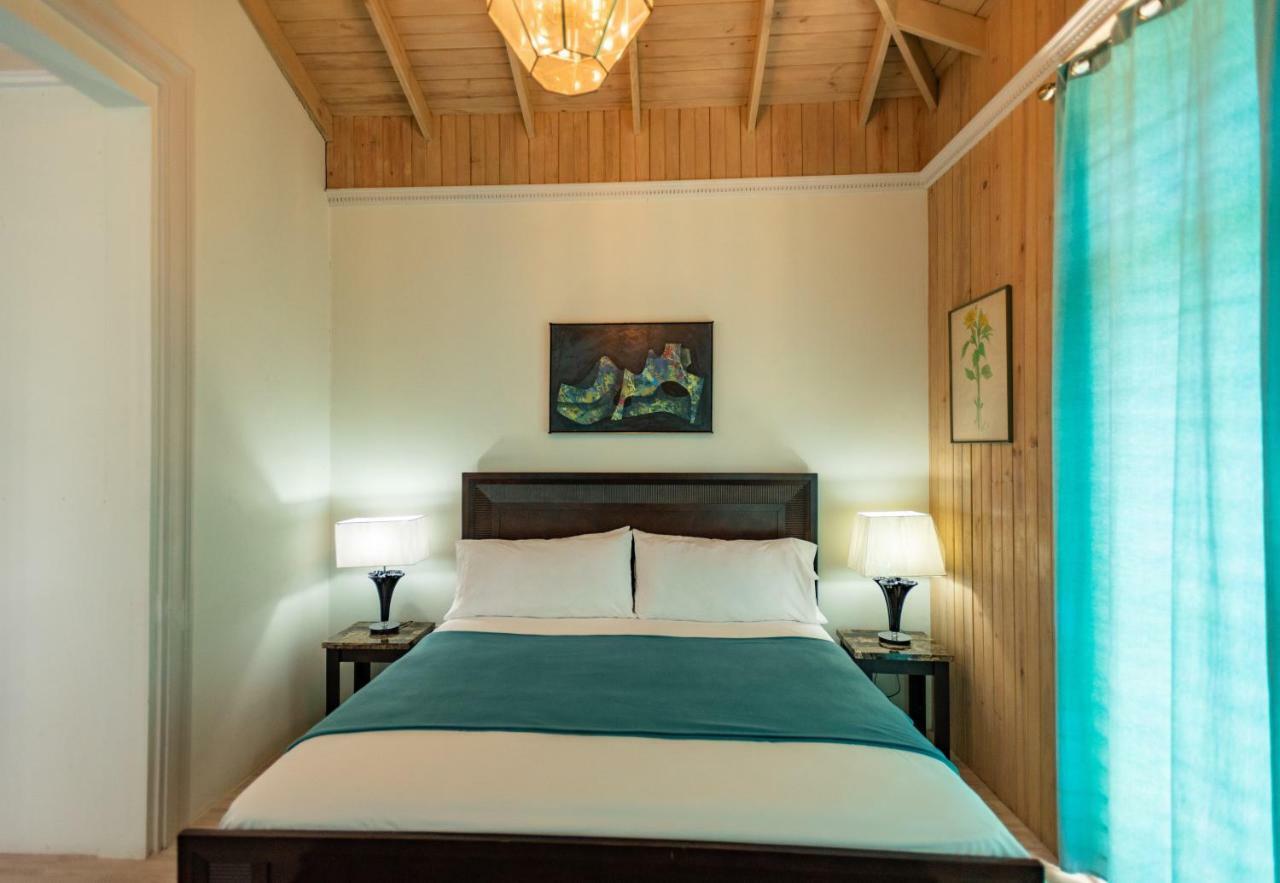 Luxury Bogue Village Duplex * Montego Bay