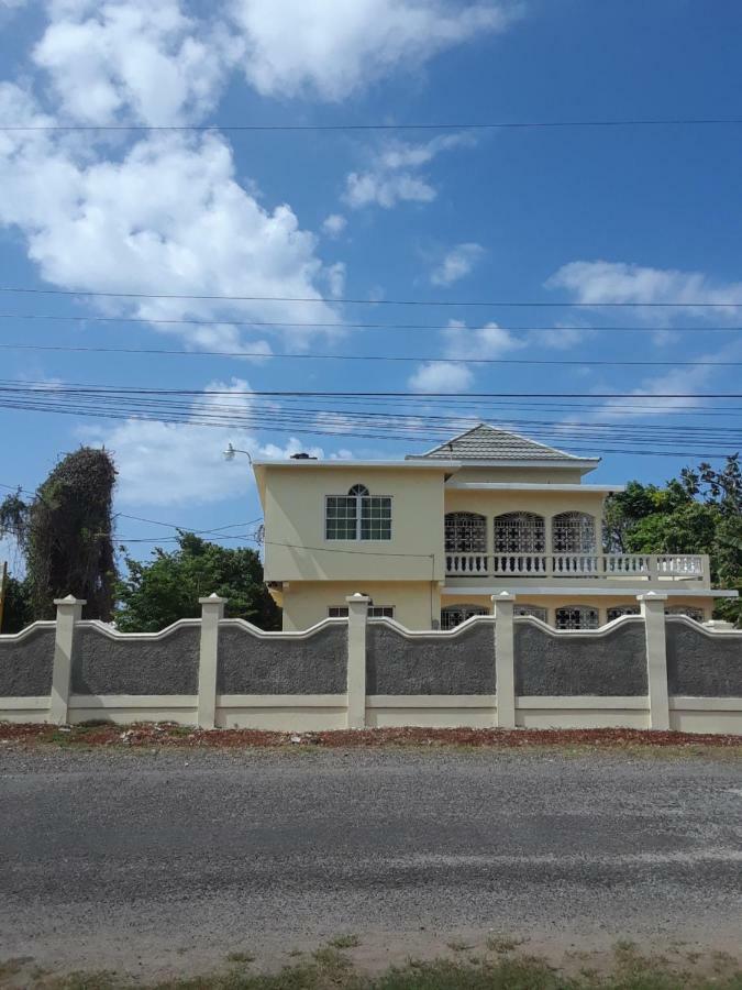 Barrianna Apartment *