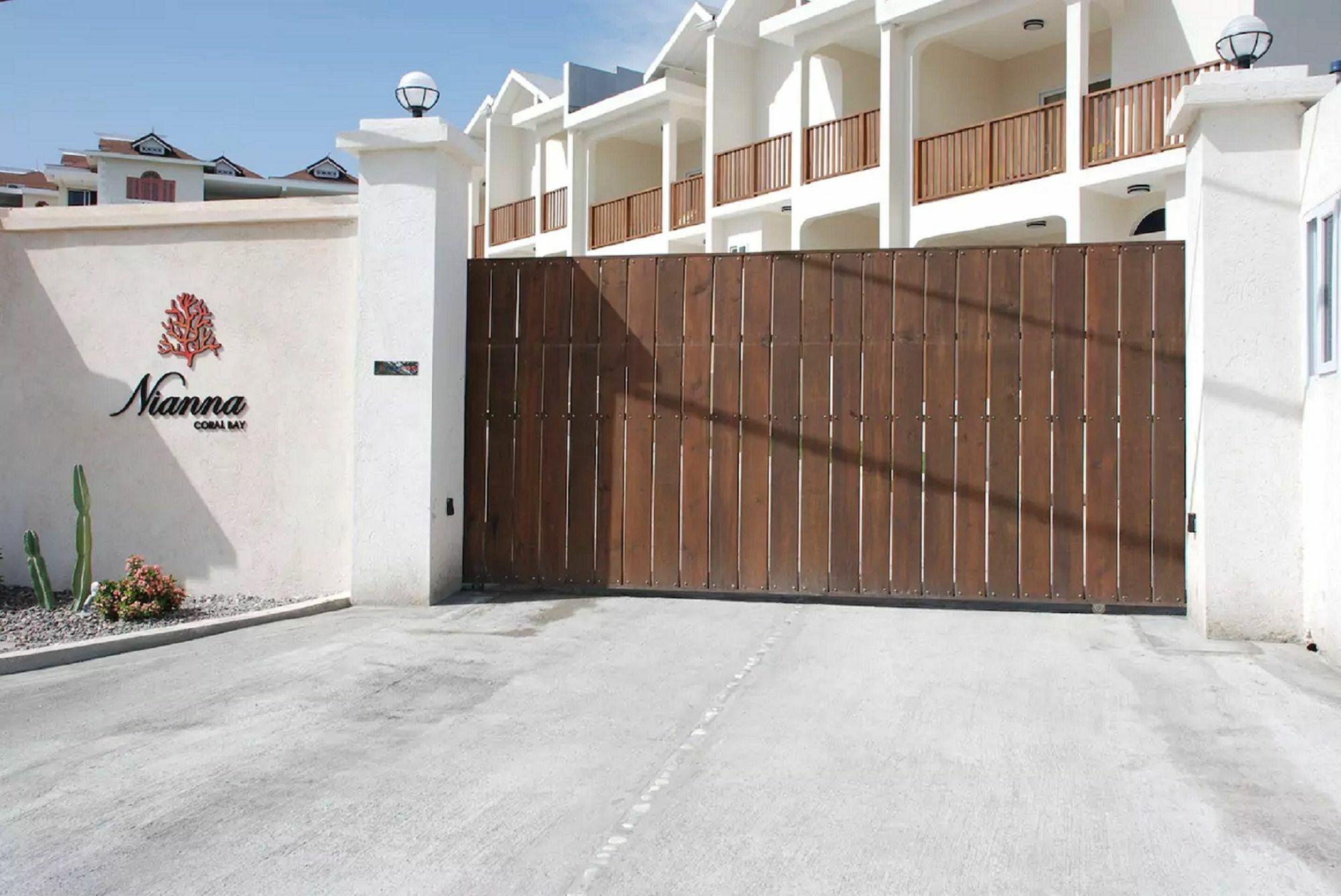Pousada Nianna Coral Bay Deluxe Townhouse Montego Bay